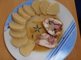 Kuřecí roláda s bramborovým knedlíkem