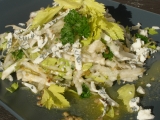 Celerovo hruškový salát s nivou