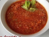 Červená polévka s quinoou