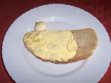 Chléb s máslem