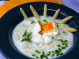 Chřestová polévka s pošírovaným vejcem, Chřestová, polévka, pošírovaným, vejcem