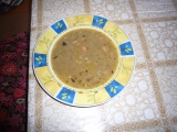 Čočková polévka s uzeným masem