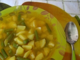 Fazolková polévka s brambory