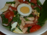 Fazolovo vaječný salát s medvědem a rajčaty, Fazolovo, vaječný, salát, medvědem, rajčaty