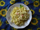 Fettuccine s lososem, smetanovou omáčkou a bylinkami, Fettuccine, lososem, smetanovou, omáčkou, bylinkami