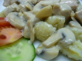 Gnocchi s kuřecím masem a zakysanou smetanou, Gnocchi, kuřecím, masem, zakysanou, smetanou