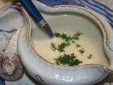 Krémová česnečka (knoblauchsuppe)