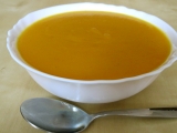 Krémová polévka s nádechem Indie