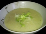 Krémová pórková polévka s kuskusem
