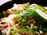 Kuřecí Pad Thai