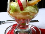 Ledový salát s uzeným pangasem a ředkvičkami, Ledový, salát, uzeným, pangasem, ředkvičkami