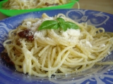 Linguini s pestem a parmezánem, Linguini, pestem, parmezánem