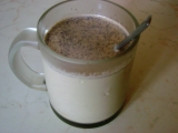 Mléko s příchutí kávy