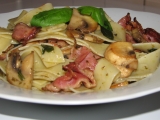 Pappardelle s žampiony, slaninou a rukolovým pestem, Pappardelle, žampiony, slaninou, rukolovým, pestem