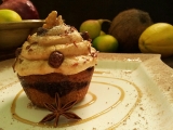 Polevane vanilkovo-kakaove cupcakes s dulce de leche kremem