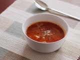 Rajčatová polévka s těstovinami