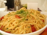 Špagety aglio e olio, Špagety, aglio, e, olio