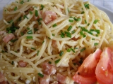 Špagety na slanině s česnekem