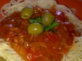 Špagety  Napoli s masem,zeleninou a s olivami, Špagety, , Napoli, masem,zeleninou, olivami