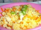 Těstovinová rýže s mrkví a masem  
