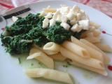 Těstoviny penne se špenátem a mozzarellou, Těstoviny, penne, se, špenátem, mozzarellou