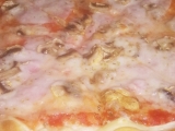 Žampionová pizza, Žampionová, pizza